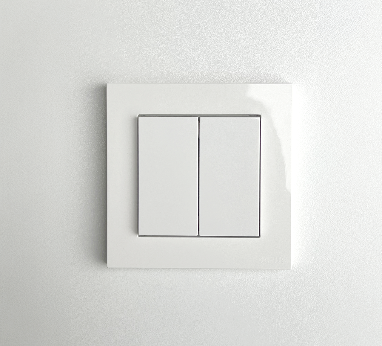 Battery-Free Wireless switch (double switch)